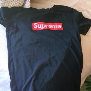Black supreme box logo T-shirt